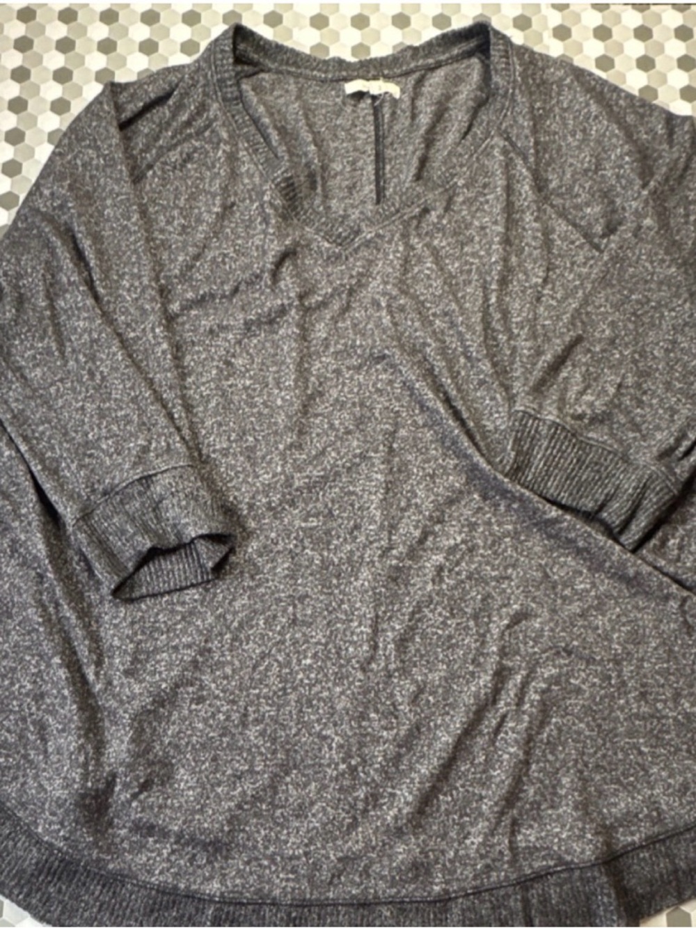 Maurices Men's Heather Charcoal V-Neck Sweater